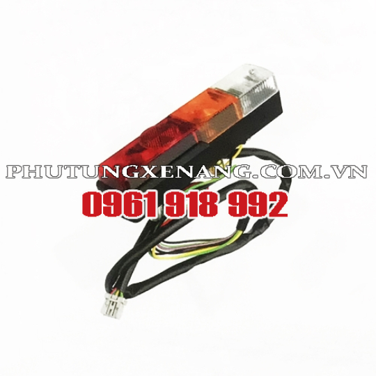 Đèn xi nhan sau xe nâng Komatsu 37B-1EB-4510, 37B-1EB-4520